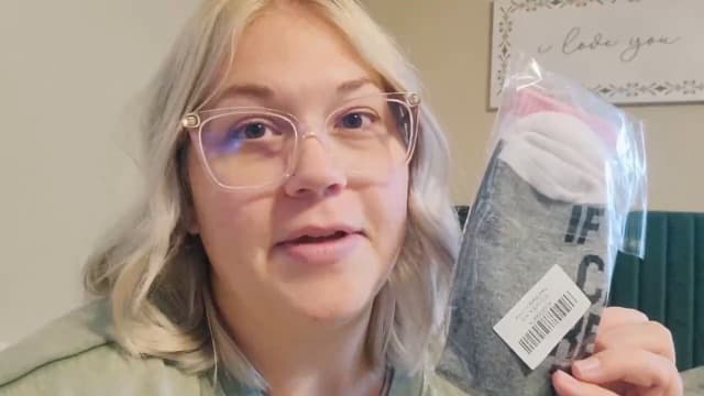 If You Can Read This Socks, Bring Me My Yarn Socks Gifts, Knitting Gifts for Women Mom Grandma on Birthday Christmas