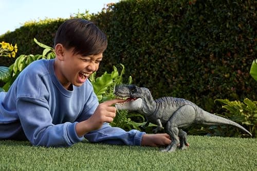 Mattel Jurassic World Rebirth Power Devour Tyrannosaurus Rex Dinosaur Figure with Tongue Activated Constant Chomp, Lights & Sounds, Digital Play