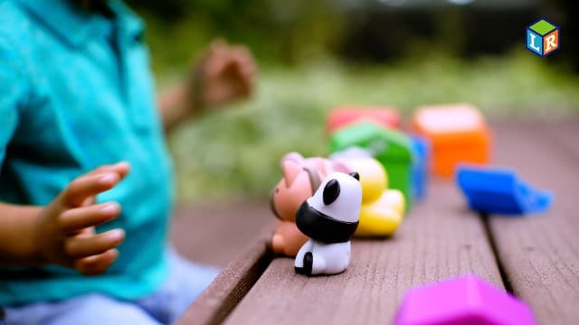 Farm Animals for Toddlers, Educational Fine Motor Montessori Sets, Toddler Animal Toys, Counting, Sorting & Matching Toy Learning Resources The Original Peekaboo Learning Farm B081P4CZQ9