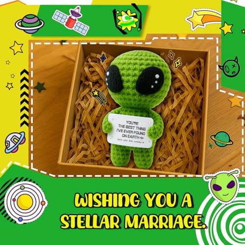 MAMAGIFTREE Crochet Alien Gift for Men Women – Funny Handmade Figure with Message Card, Appreciation Birthday Gift for Friends Coworkers Family B0G7176WS4