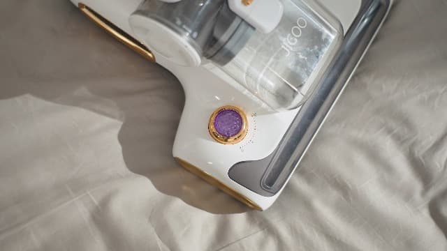 JIGOO T600 Bed Vacuum Cleaner with UV-C Light, 15Kpa Suction 700W Powerful Double Cup Handheld Vacuums, Mattress Vacuum Cleaner with Smart Dust Sensor, Ultrasonic & Heating Tech, HEPA Filter - Corded