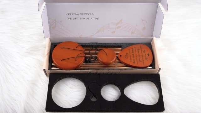 SteadStyle Happy Anniversary Decorations for Couples, Parents, Husband, Wife, Wedding Anniversary Keepsake Wind Chimes