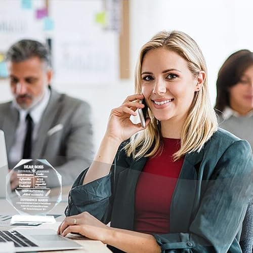 Movdyka Boss Gifts for Men Women Best Going Away Retirement Appreciation Gifts for Boss Lady Crystal Office Decor Plaque Gifts Boss Day Birthday to My Boss, Clear