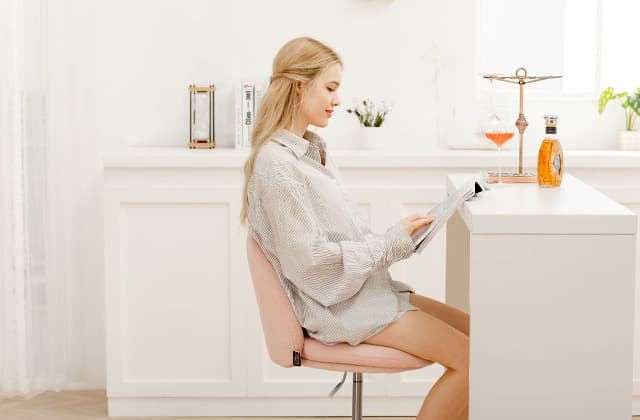 GTPLAYER Velvet Tall Office Chair with Wheels Vanity Chairs with Back, Versatile Height Use: Office to Bar Stools Small Ergonomic Comfy Armlees Computer Desk Chair with Bow Lumbar Pillow for Gift