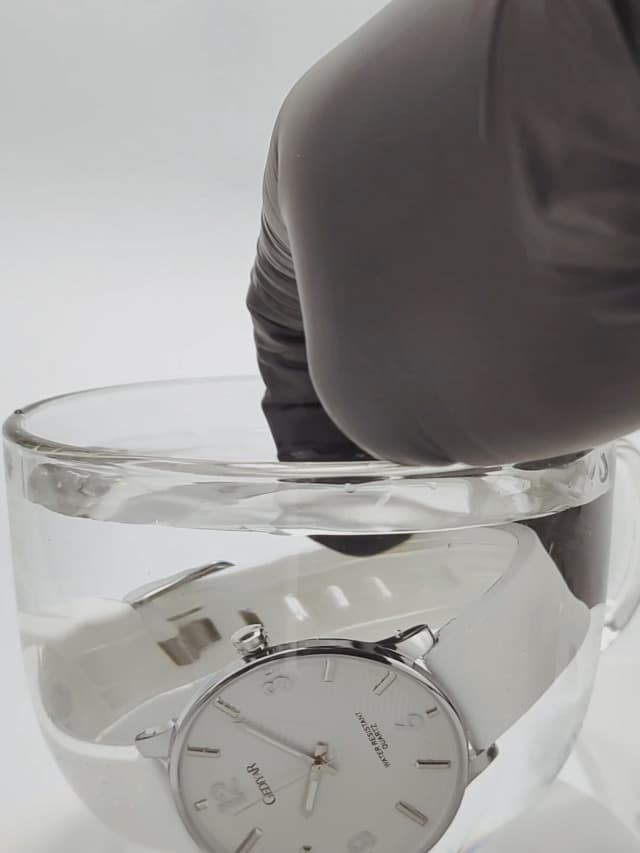 GEDIYAR Men's Fashion Minimalist Wrist Watch Waterproof Watches Simple Ultra Thin Analog Quartz Silicone Watch for Men