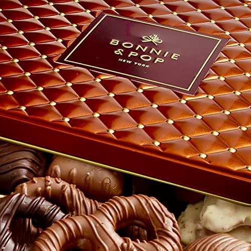 Christmas Chocolate Gift Basket– Holiday Candy Gift Box with Assorted Milk, Dark & White Chocolates – Holiday Food Gift Idea for Men, Women, Family, Corporate- Bonnie & Pop Christmas Style