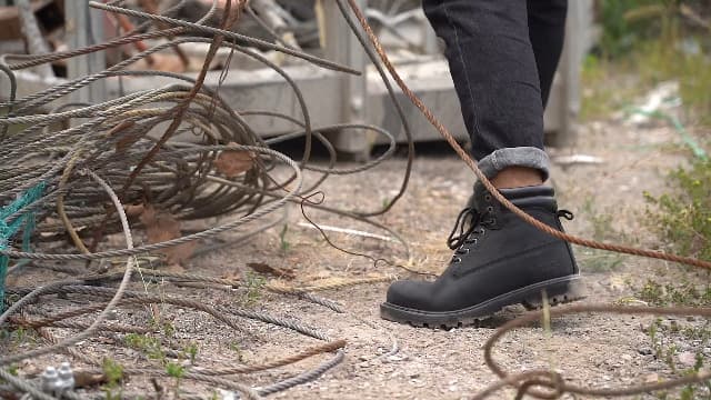 SAFETY LOONG Work Boots for Men Waterproof Soft Toe Non Slip Comfortable Leather Workboots