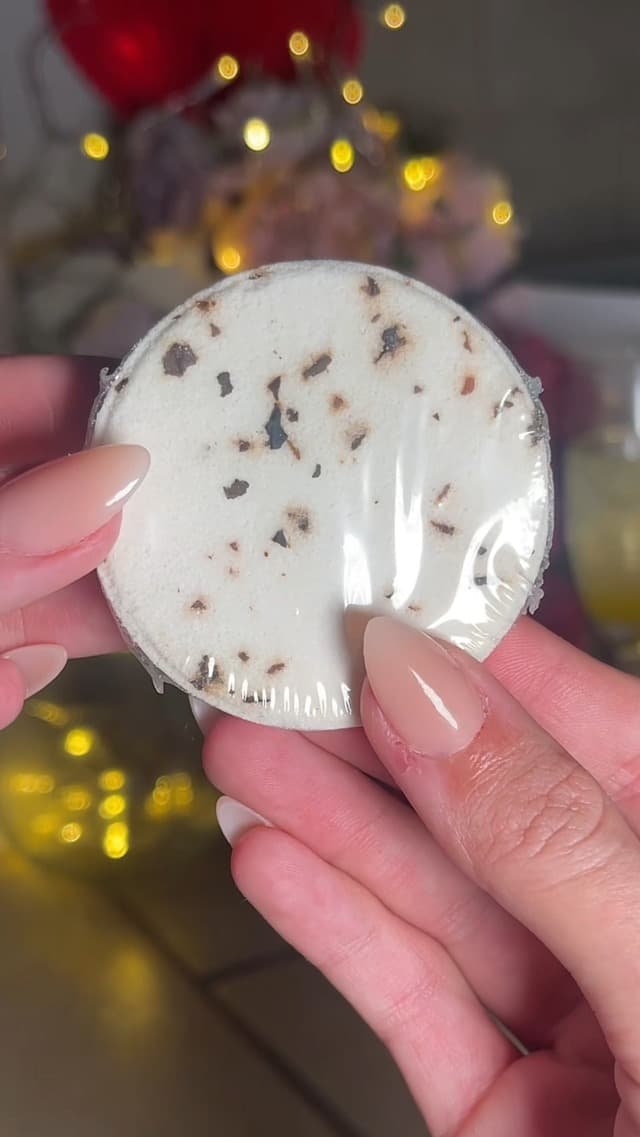 Shower Steamers Aromatherapy BLRIET 8 Pack Gifts for Women, Birthday Christmas White Elephant Gifts Stocking Stuffers for Adults Her Mom Him Home Spa Gym Natural Essential Oil Self Care Relaxation