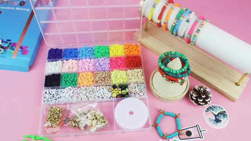 Redtwo 5100 Clay Beads Bracelet Making Kit, Flat Preppy Beads for Friendship Jewelry Making,Polymer Heishi Beads with Charms Gifts for Teen Girls Crafts for Girls Ages 8-12