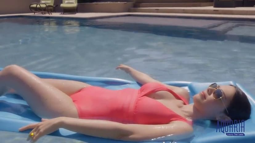 SwimWays Aquaria Luxury Solana Lounge Float Lounger Recliner Chair with Cell Foam for Adult and Kid Beach, Lake, or Swimming Pool Water Lounging, Aqua