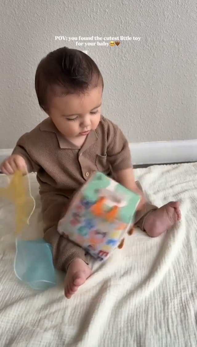 Youuys Baby Tissue Box Toy for Babies 6-12 Months, Montessori Sensory Toys for 1 Year Old Boy, Infant Toy with Crinkle Tissues & Fine Motor, for 6 9 12 18 Months Old Kids 1st Birthday B0DB454GQM
