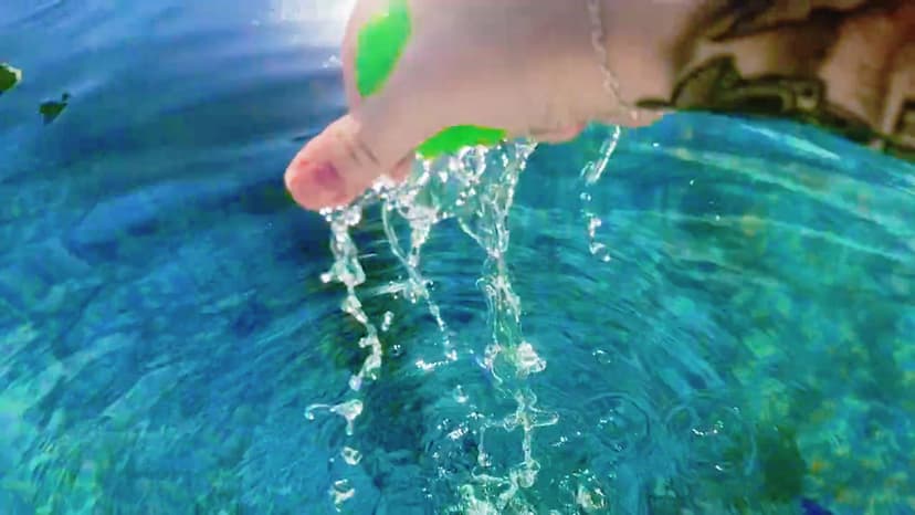 60 Pcs Reusable Water Balls, Reusable Water Balloons for Outdoor Toys and Games, Water Toys for Kids and Adults Boys and Girls - Summer Balls for Pool and Backyard Fun