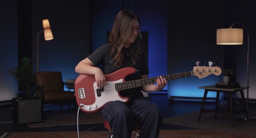 Fender Squier Debut Series Precision Bass Guitar, Beginner Guitar, with 2-Year Warranty, Includes Free Lessons, Black with Matte Finish