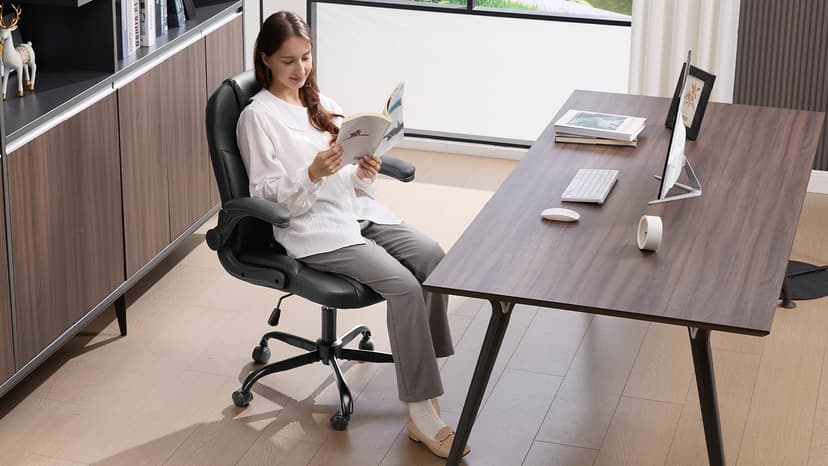 Executive Office Chair PU,Leather Office Chair with Wheels,360° Swivel Rolling Chair with Padded Arms,Ergonomic Computer Chair with Lumbar Support for Short People Use(Black)