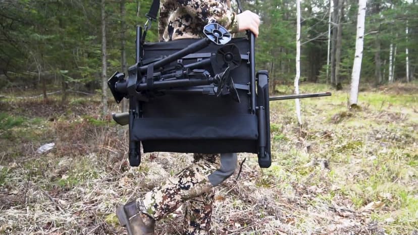 TIDEWE Hunting Chair with Seat Cover, 360 Degree Silent Swivel Blind Folding Chair, 4 Legs Adjustable Height Hunting Seats with Armrest, Portable Comfortable Stable Ground Hunting Chair