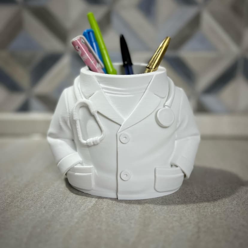 3D Printed Doctor Coat Pen Holder - Realistic Medical Desk Organizer with Stethoscope, White Doctor Sculpture Pen Cup for Office, Nurse, Medical Student Gift 5.9" x 3.5" x 4.3" (Male Doctor Style) B0GJZP6NRS