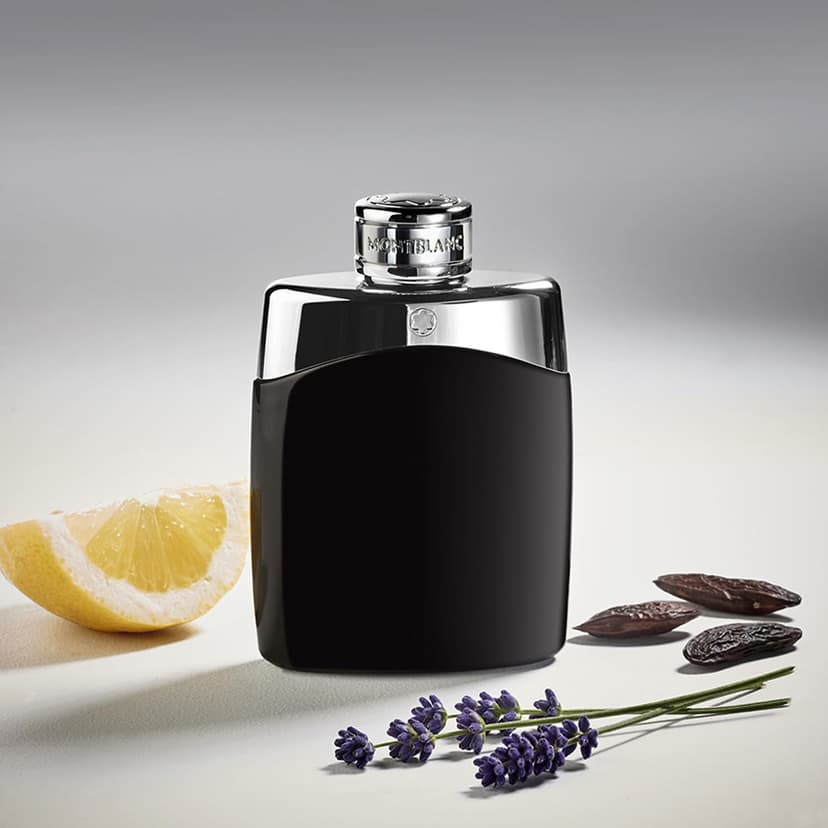 MONTBLANC - Legend Eau de Toilette - Men's Fragrance - Fresh & Fougere - With notes of Bergamot, Jasmine & Sandalwood B0050EB0Q4