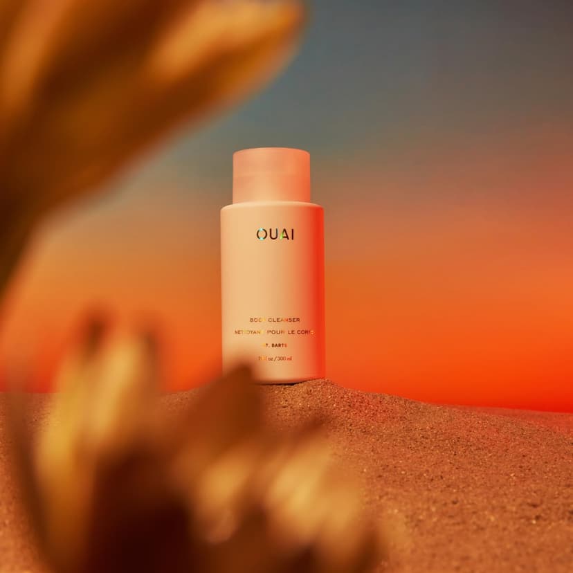 OUAI Body Cleanser, St. Barts - Foaming Body Wash with Jojoba Oil and Rosehip Oil to Hydrate, Nurture, Balance and Soften Skin - Paraben, Phthalate and Sulfate Free Skin Care Products (10 Fl Oz)