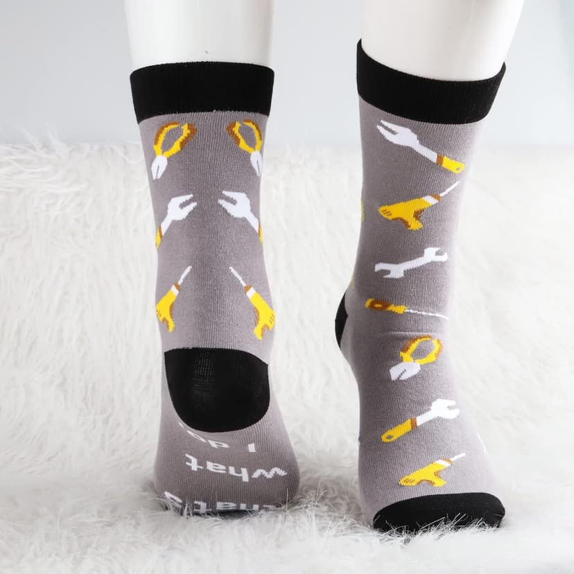 MBMSO Maintenance Worker Gifts 2 Pairs That's What I do I Fix Stuff and I Know Things Socks Handyman Gifts Repair Man Gift