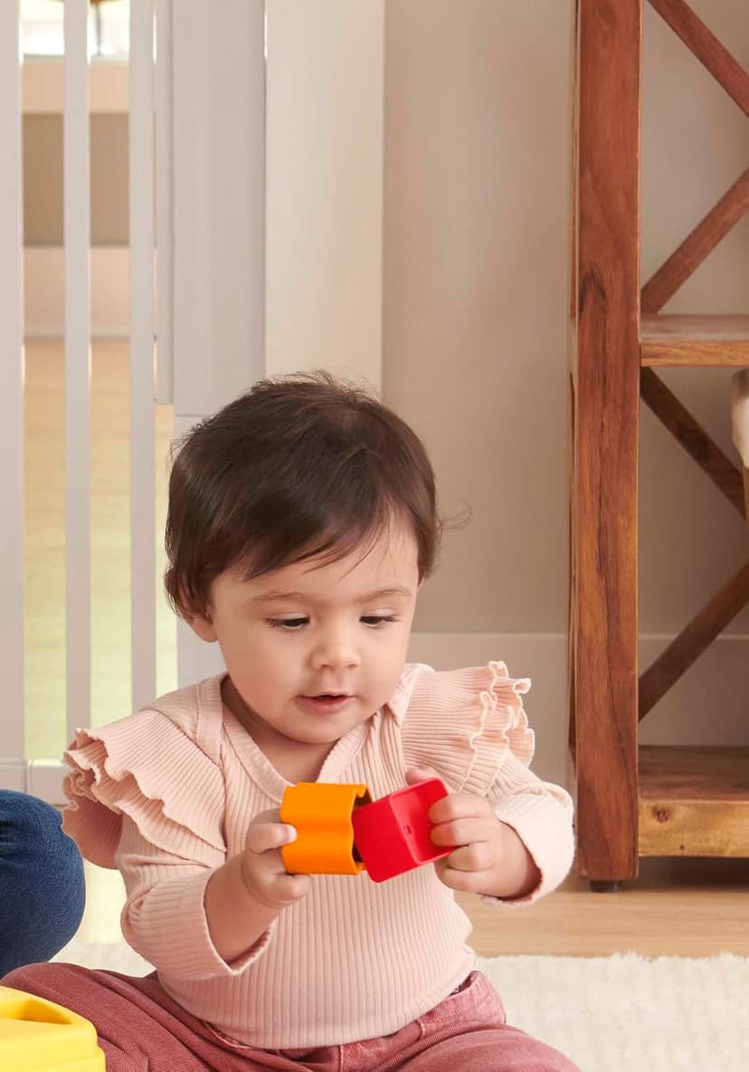 BPA-free plastic,ASTM F963 compliant, sorting + stacking skills, 10 blocks + bucket, no batteries Fisher-Price Baby's First Blocks, Ages 6+ Months B01NCUSC7V