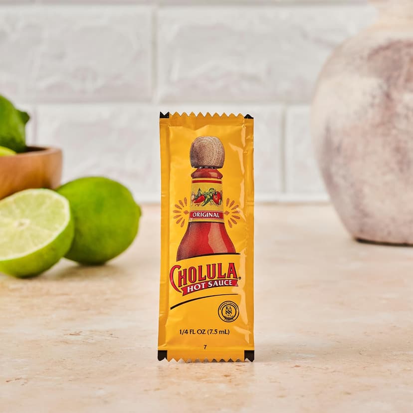 Cholula Original Hot Sauce Packets, 200 count - One 200 Count Individual Hot Sauce Packets with Mexican Peppers and Signature Spice Blend, Perfect Single-Serve Size for Delivery and Takeout B01DQ7F42C