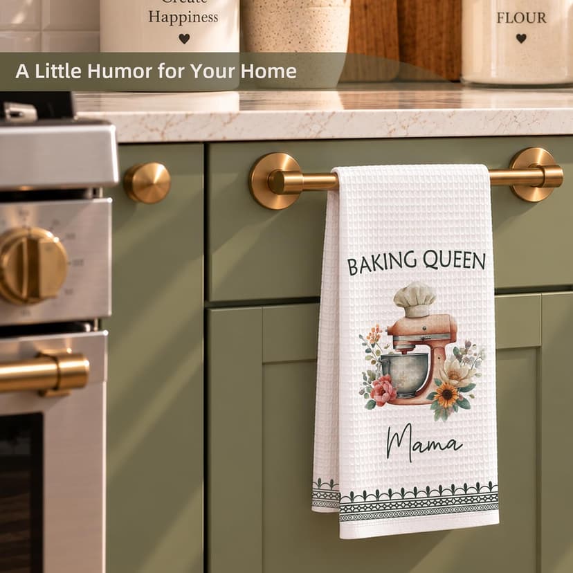 Baker Mama Towel with Quote: Baking Queen Mama. Set of 1. Baking Mama Gifts Baker Kitchen Towel, Gift for Mom Loves to Bake B0HCR77M1L