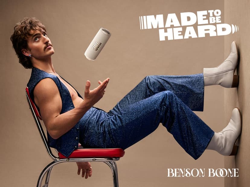 JBL Flip 7 - Portable Waterproof and Drop-Proof Speaker, Bold JBL Pro Sound with AI Sound Boost, 16Hrs of Playtime, and PushLock System with Interchangeable Accessories (Teal)