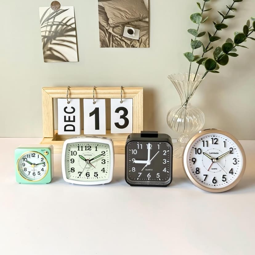 Lamisola Small Analog Travel Alarm Clock, Battery Operated Desk Table Shelf Clock for Kids, Quieter Bedside Alarm Clocks for Bedrooms Bathroom Living Room Kitchen, Black
