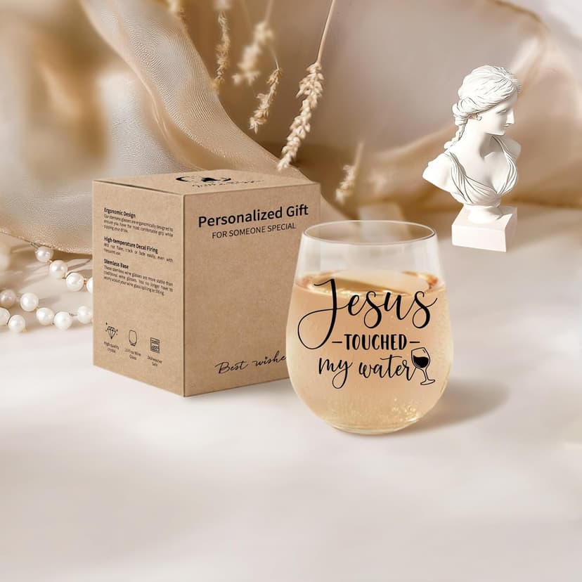 LITTLEBIGGER Friendship Gifts for Women – Christmas Wine Glasses – 15 oz Scratch-Resistant Wine Glass, Birthday Gifts for Women, Mom, Sisters, Friends, Gifts for Christians, Christmas gifts