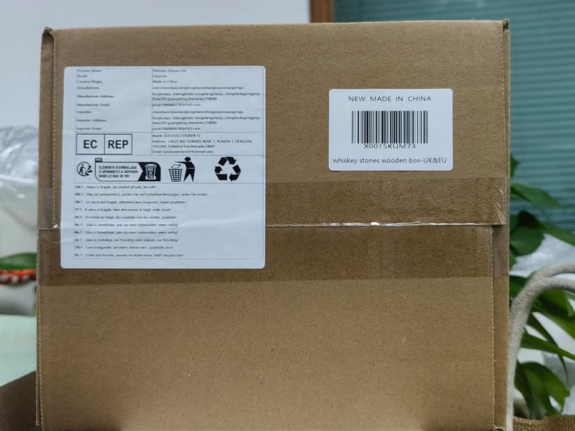 Whiskey Gifts for Men, Whiskey Glasses Set of 2, Granite Chilling Whiskey Stones, Bourbon Gifts for Men, Unique Giftss for Mens Birthday Christmas Father's Day Valentine Retirement Groomsmen