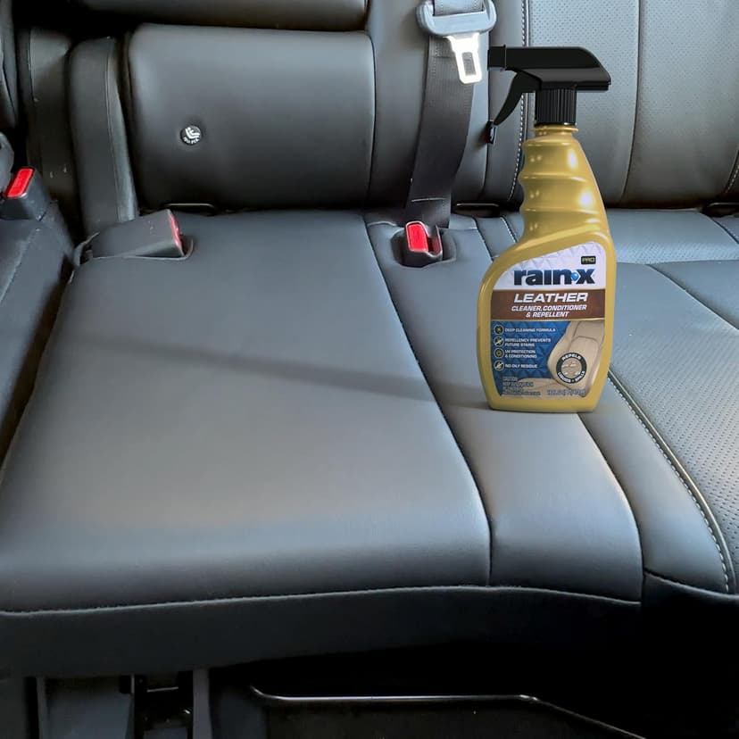 Rain-X 620236SRP Leather Cleaner Conditioner & Repellent for Car Interiors, Cleans + Repels while Moisturizing, Restores Leather to Natural, Fresh Scent without Residue 16 Fl Oz.