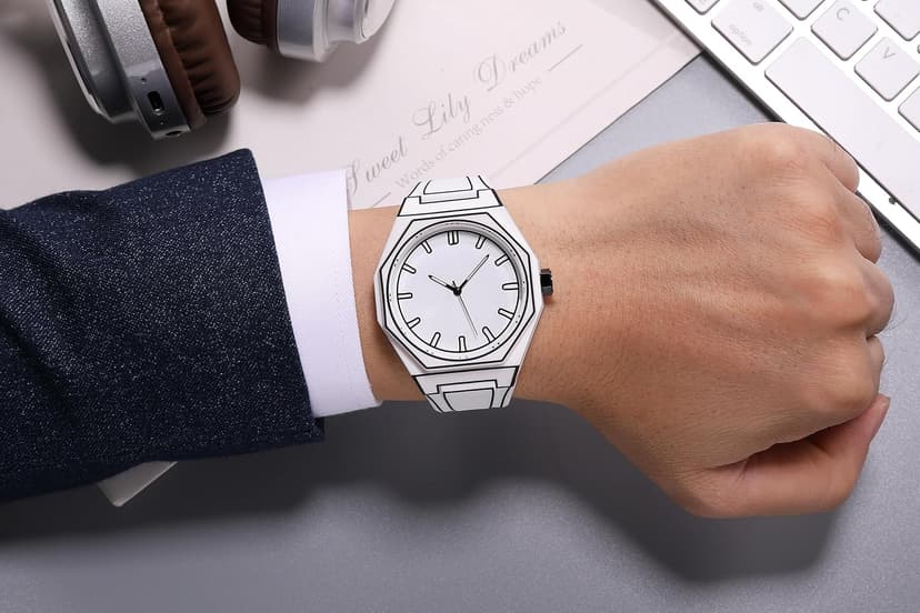 GORBEN Creative Sketch Watch Sports Fashion Quartz Minimalist Black and White Anime Series Watch