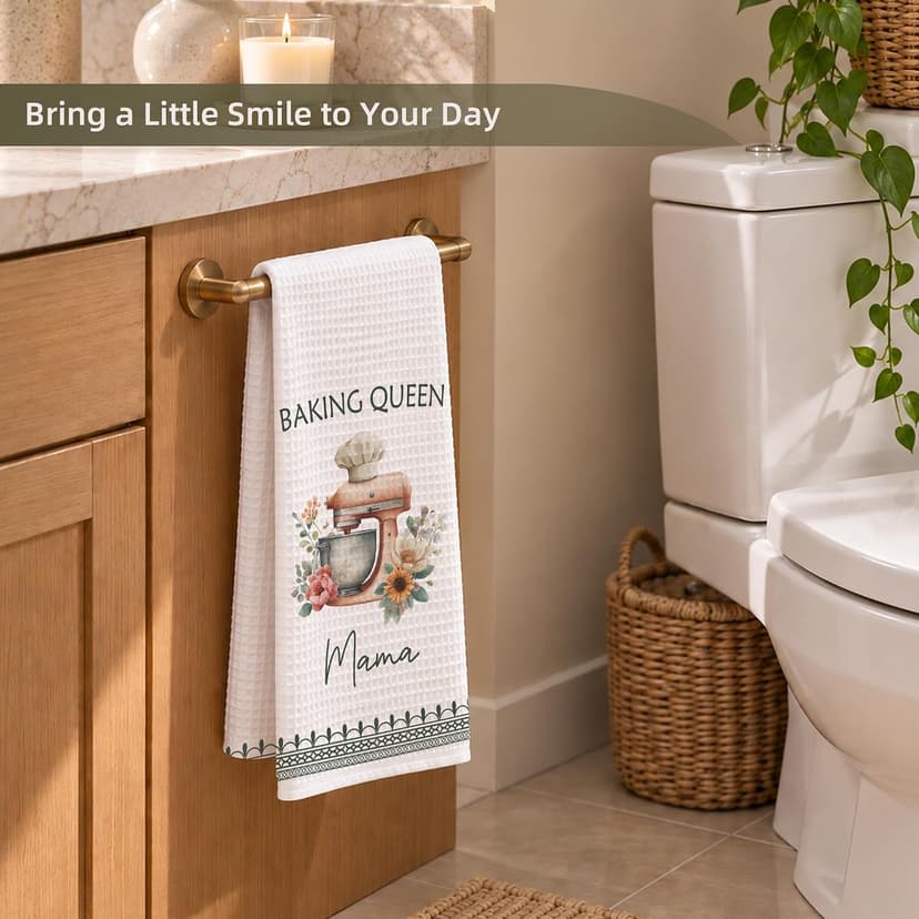 Baker Mama Towel with Quote: Baking Queen Mama. Set of 1. Baking Mama Gifts Baker Kitchen Towel, Gift for Mom Loves to Bake B0HCR77M1L