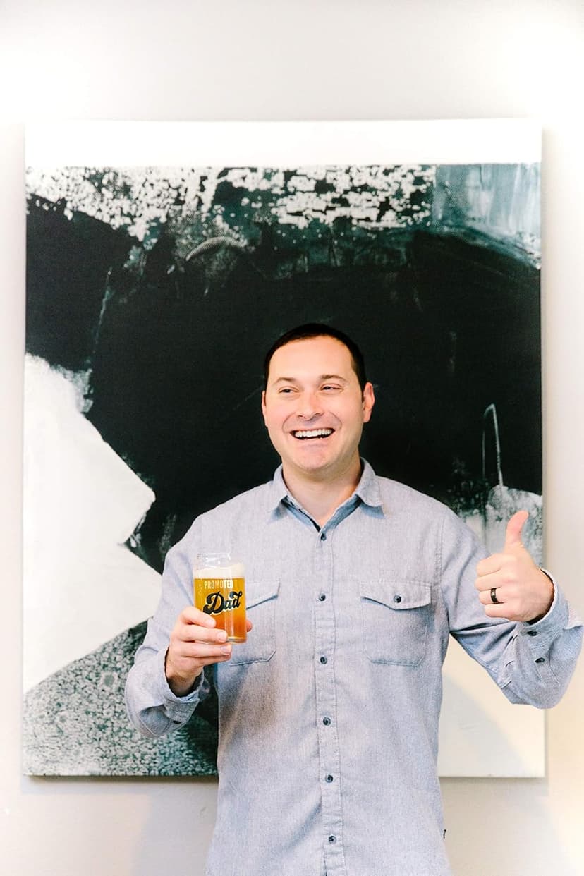 Pearhead Promoted to Dad Beer Glass for Dads to Be, Father's Day, Grandpa Gift, New Dads or Father’s Day, Fatherhood Pint Glass, Bar Accessory, Novelty Dad Accessory, 16oz