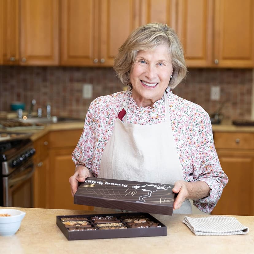 Granny Bellas Christmas Holiday Thanksgiving Gift Baskets, 15 Chocolate Wafers, Gourmet Covered Cookies, Candy Gifts Baskets for Dad , Husband, Son, Grandpa, Father, Food Delivery, Ideas for Him Her Mother, Grandmother