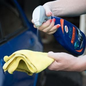 Turtle Wax T-477R ICE Spray Wax, Ultimate High Shine Wax Finish, For Use on Car Paint, Trim and Plastics, Safe for Motorcycles, RV's, Trucks and More, 20 oz. (Pack of 1)