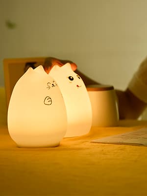 GoLine Cat Lamp, Cute Kitty Night Light, Gifts for Women Teen Girls Baby, Night Lights for Kids Bedroom, Cute Christmas Kitty Silicone Nightlights for Children Toddler.