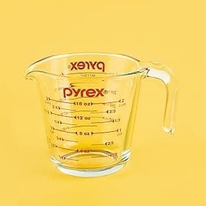 Pyrex Essentials (3-Pack) Glass Measuring Cups Set, (1, 2 & 4 Cup) Measuring Cups For Prepping, Baking and Cooking, Preheated Oven, Dishwasher, Freezer, and Microwave Safe