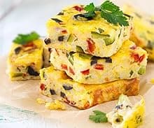 FoodSaver V4400 2-in-1 Vacuum Sealer Machine with Automatic Vacuum Sealer Bag Detection and Starter Kit