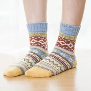 YZKKE 5Pack Womens Vintage Winter Soft Warm Thick Cold Knit Wool Crew Socks, Multicolor, free size