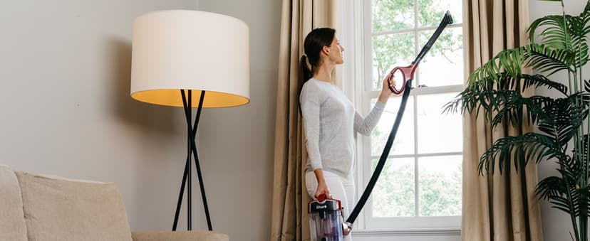 Shark ZU561 Navigator Lift-Away Speed Self Cleaning Brushroll Lightweight Upright Vacuum with HEPA Filter, Red Peony