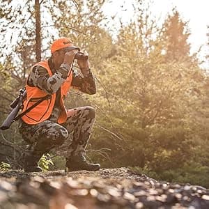 Bushnell H2O Xtreme 10x42 Compact Waterproof Binoculars - Fully Multi-Coated Lenses, Anti-Fog, High-Performance Optics for Hunting, Birdwatching, Fishing, Boating, and Travel