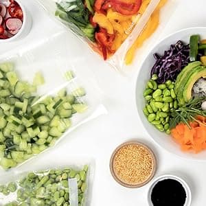 FoodSaver Quart Pre-Cut Vacuum Seal Bags, Easy Use Vacuum Storage Bags, Align to Seal and Tear to Open Vacuum Sealer Storage Bags, 43 Pack