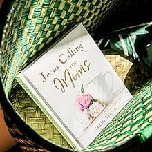 Jesus Calling for Moms, Padded Hardcover, with Full Scriptures: Devotions for Strength, Comfort, and Encouragement (A 50-Day Devotional) - The Perfect Christian Gifts for Women