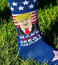 Soft cotton blend, funny 3D holding hands design. Perfect novelty matching socks gift for couples, lovers, and friends. Magnetic Holding Hands Socks for Couples, Cute Novelty Crew Socks B0DJR45VXM