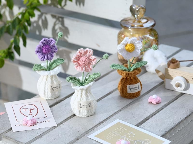 Cute Gifts for Women, Boss Day, Teacher Appreciation, Coworker & Nurse Thank You Gift, Desk Decor, 4.7 In H × 2.4 In W Forget-Me-Not Crochet Flower Potted Plant Gift B0F26ST99P