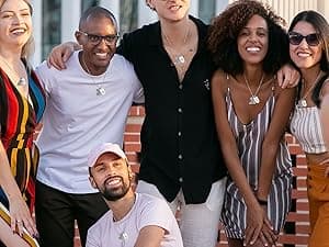 Top Plaza Best Friends Forever and Ever Necklaces for 3 BFF Heart Puzzle Matching Alloy Pendant Necklaces Set Friendship Jewelry for Sisters