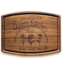Personalized Christmas Gifts for Women, Customized Gifts for Mom – Custom Cutting Board for Mom or Grandma, Birthday, Christmas Gift Idea from Son, Daughter, Grandkids