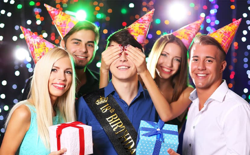 TOBATOBA 18th Birthday King Sash 18th Birthday Decorations for Boys, Gold Foil Black Satin Birthday Sash for Boys 18th Birthday Gift for Boys 18th Birthday Party Favors Decorations