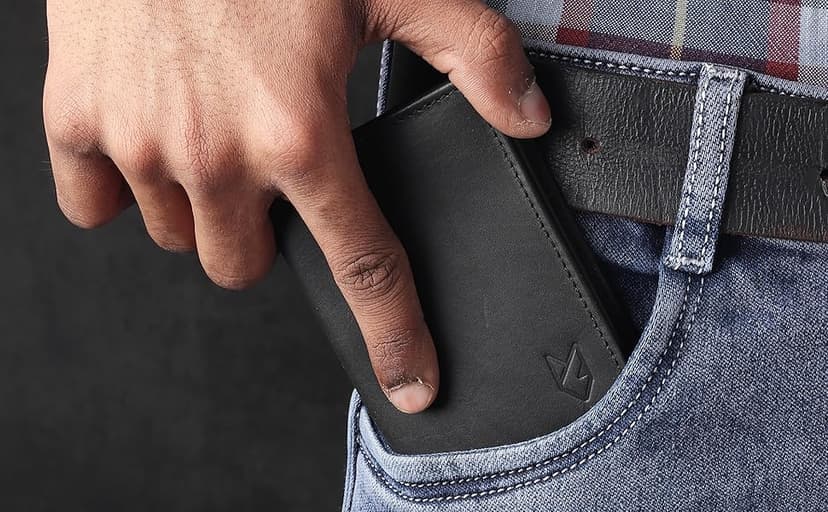 FOXHACKLE Leather Credit Card Holder For Men and Women,Small RFID Blocking Bifold Wallet (Hunter Tan)